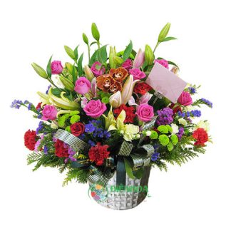 Giỏ hoa sinh nhật rực rỡ