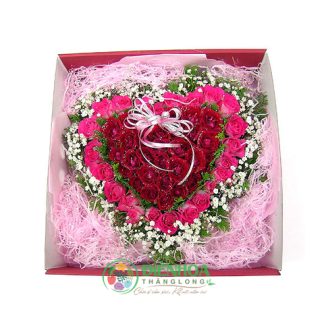 Hộp hoa trái tim dễ thương