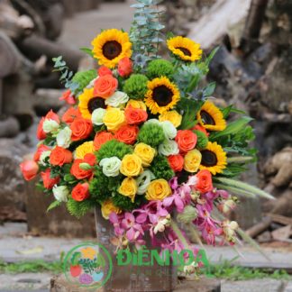 Lẵng hoa đặt bàn